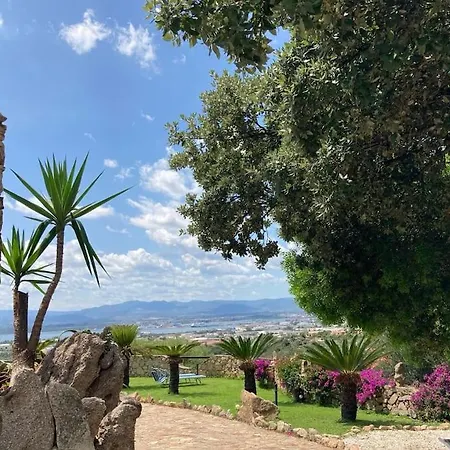 Con Splendido Giardino E Vista Mare A Osseddu - Olbia Holiday home