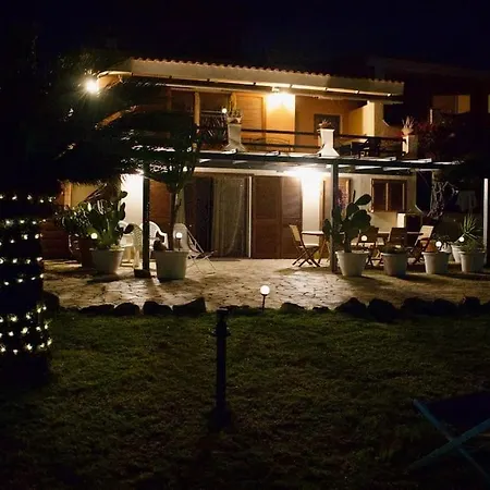 Con Splendido Giardino E Vista Mare A Osseddu - Olbia *