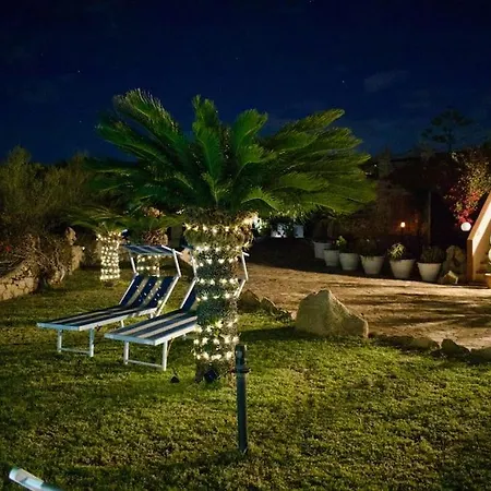 Con Splendido Giardino E Vista Mare A Osseddu - Olbia *