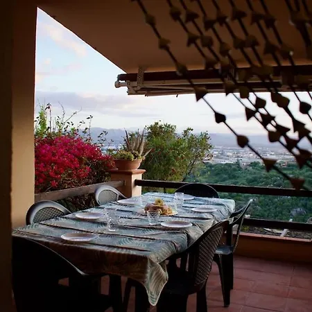 Con Splendido Giardino E Vista Mare A Osseddu - Olbia