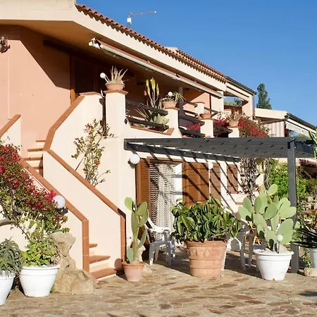 Holiday home Con Splendido Giardino E Vista Mare A Osseddu - Olbia