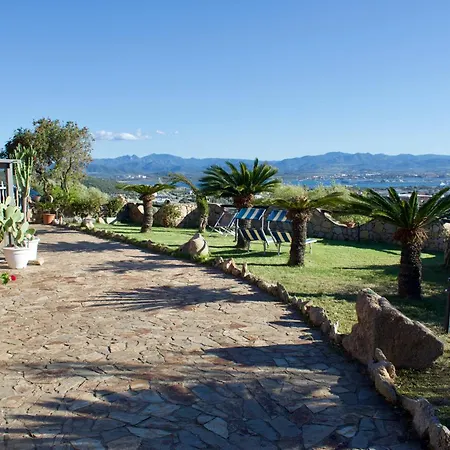Con Splendido Giardino E Vista Mare A Osseddu - Olbia Сasa de vacaciones Pittulongu